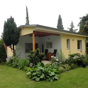 Vakantiehuis Sommerhaus Im Gruenen, Berlijn